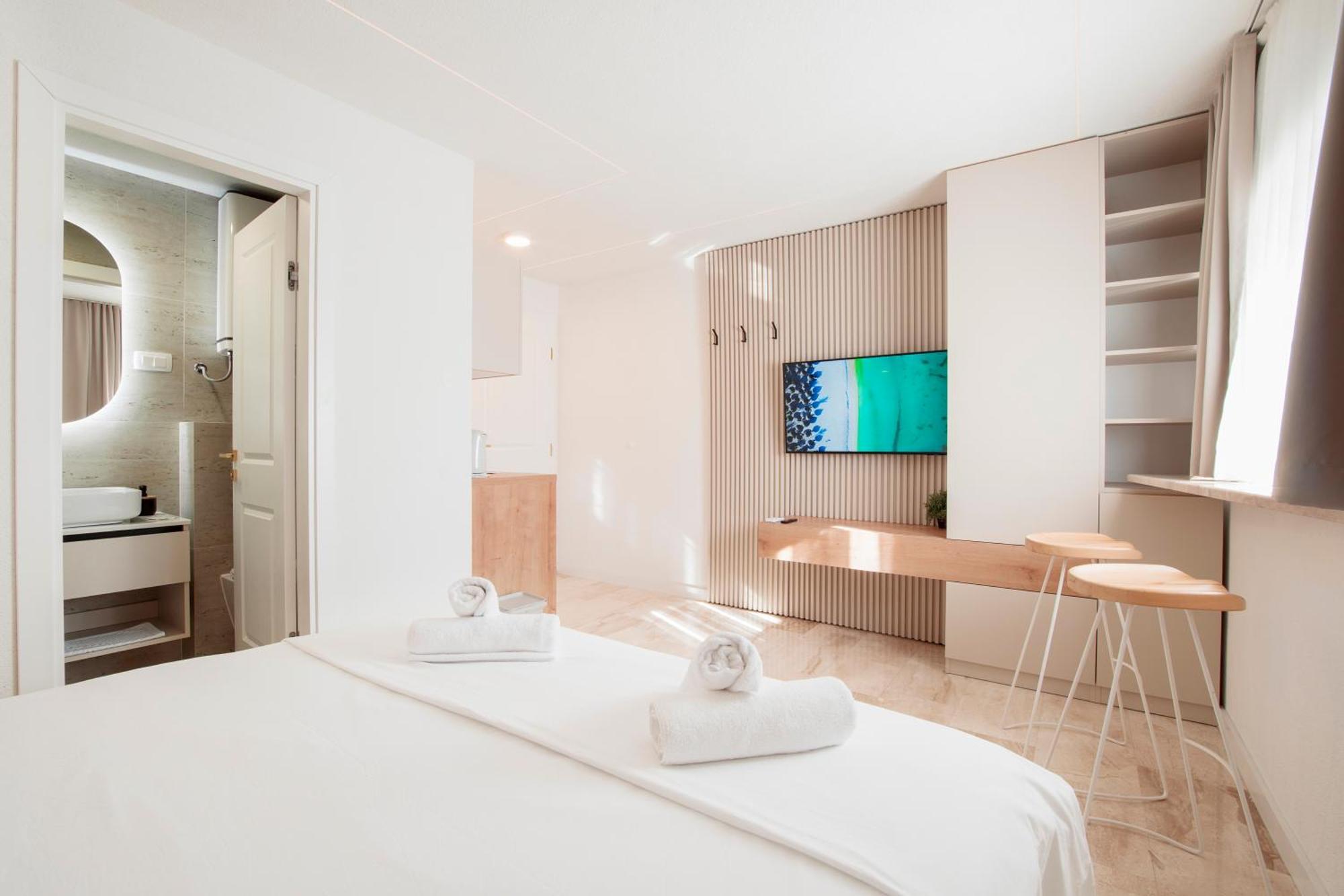 Style Rooms Сплит Екстериор снимка
